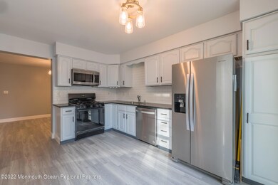 2 Beacon Ct unit 88, Holmdel, NJ 07733 - photo 7