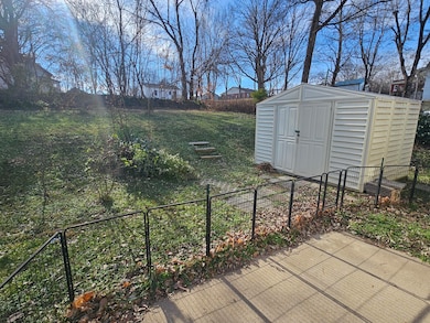 210 W Spring St, Boonville, MO 65233 - photo 3