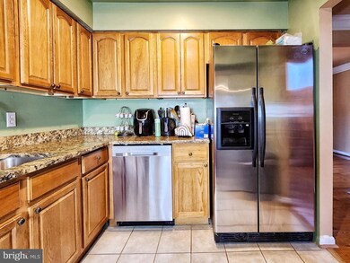 8245 Wycliffe Ct, Manassas, VA 20109 - photo 5