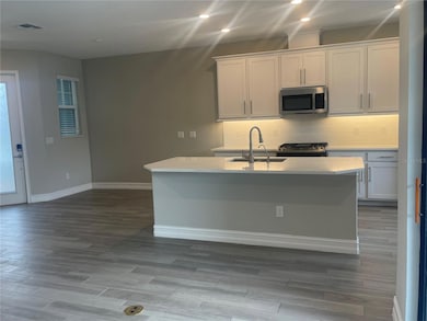 4596 Almada Ln, Wesley Chapel, FL 33543 - photo 5