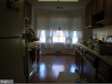 5 Kent Ct, Forked River, NJ 08731 - photo 3
