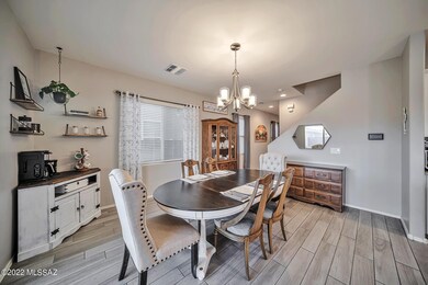 Dining Area (2)