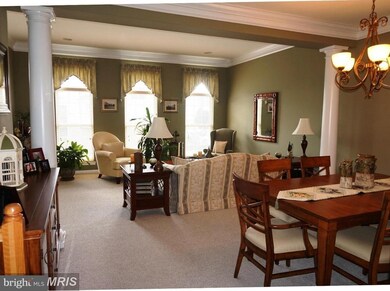 25832 Kirkwood Square, Chantilly, VA 20152 - photo 3