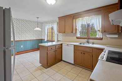 161 Cain Ave, Braintree, MA 02184 - photo 4