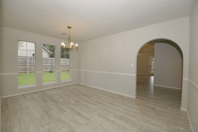 1309 W Twin Oaks St, Broken Arrow, OK 74011 - photo 7