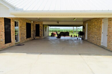 7319 Leleux Rd, New Iberia, LA 70560 - photo 6