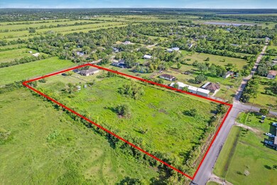 5012 Farmer Rd, Alvin, TX 77511 - photo 7