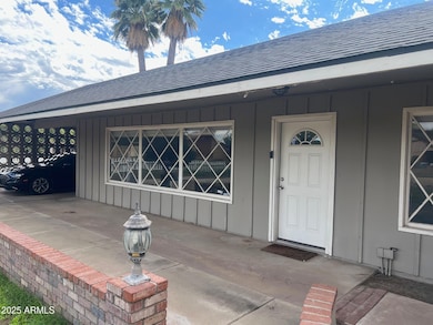 2528 N 48th Place, Phoenix, AZ 85008 - photo 4