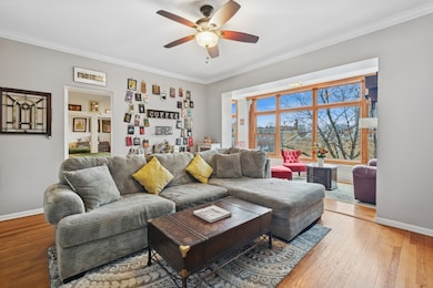 559 W Aldine Ave unit 2, Chicago, IL 60657 - photo 6