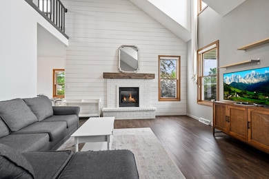 1379 Graystone Ct, de Pere, WI 54115 - photo 4