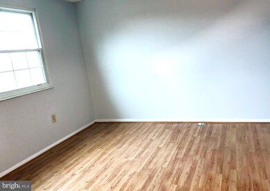 19534 Twinflower Cir, Germantown, MD 20876 - photo 6