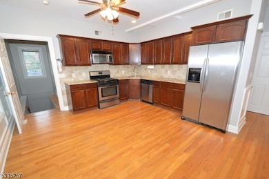 139 Forest St, Montclair, NJ 07042 - photo 5