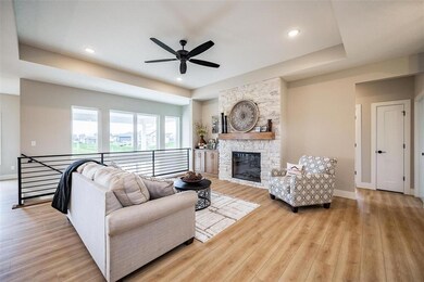 3008 Prairielight Ct, Cedar Rapids, IA 52411 - photo 5