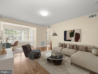 14909 Cleese Ct unit 12, Silver Spring, MD 20906 - photo 3