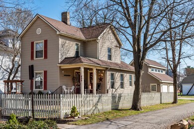 499 N King 1b