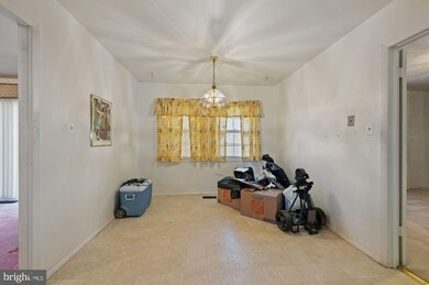 31 Courtland Ln, Willingboro, NJ 08046 - photo 6