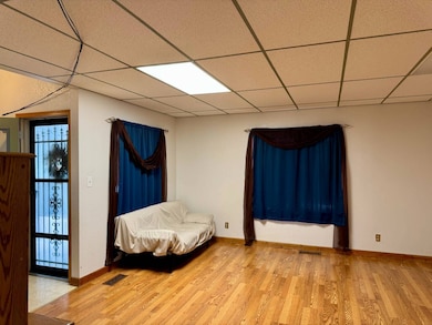 710 E 12th St, Goodland, KS 67735 - photo 4