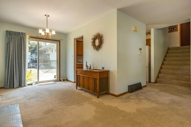 Living Room (4)