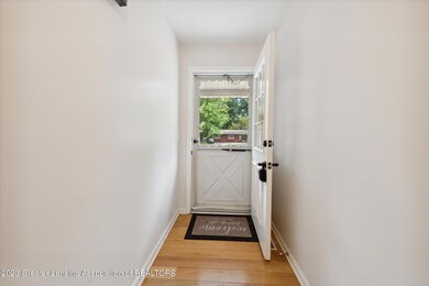 3208 Cardiff Ct, Lansing, MI 48911 - photo 5