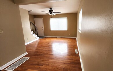 1023 Dining/Living room