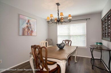 _RMJ3288 dining room