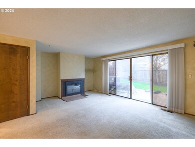 1100 N Meridian St unit 18, Newberg, OR 97132 - photo 3