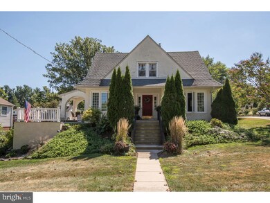 701 E Manoa Rd, Havertown, PA 19083 - photo 2