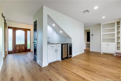 WET BAR