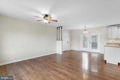 1349 Cedarwood Dr, Hagerstown, MD 21742 - photo 7