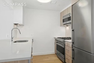 Aurum unit 4, New York, NY 10027 - photo 2