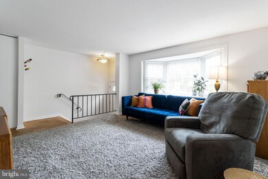 983 Circle Dr, Halethorpe, MD 21227 - photo 2