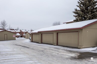 Detached Garage