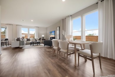 4133 Bermuda Ln, Seguin, TX 78155 - photo 5