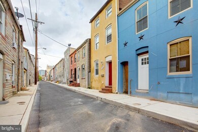 127 S Durham St, Baltimore, MD 21231 - photo 2