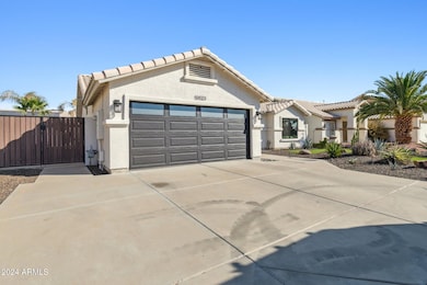 2-web-or-mls-19523-n-55th-dr