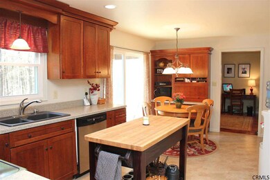 52 Rip van Ln, Saratoga Springs, NY 12866 - photo 4