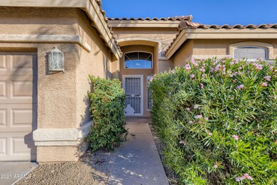 3-501298999-05 Exterior Front Entry