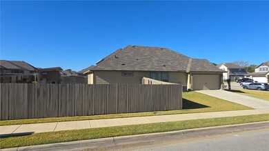 2029 Rock Ridge Ave, Bryan, TX 77807 - photo 6