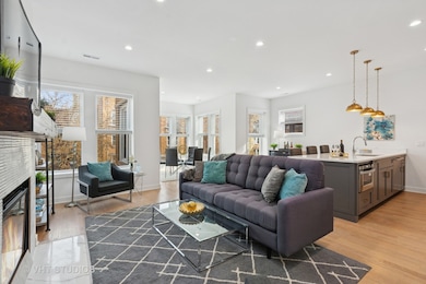 847 W Ainslie St unit 2E, Chicago, IL 60640 - photo 3