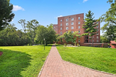 Hastings Terraces unit 1A, Hastings On Hudson, NY 10706 - photo 3