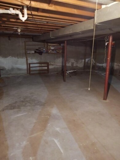 179 Raven Rd, Lowell, MA 01852 - photo 7