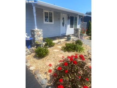 420 Fir St, Brookings, OR 97415 - photo 5