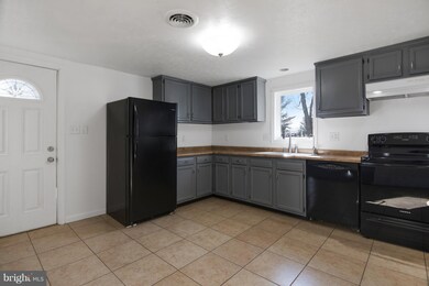 135 Ward Ave, Winchester, VA 22602 - photo 3