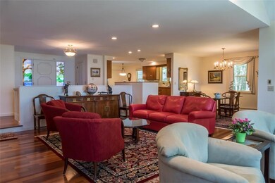 Open concept = views, dinners, visiting.