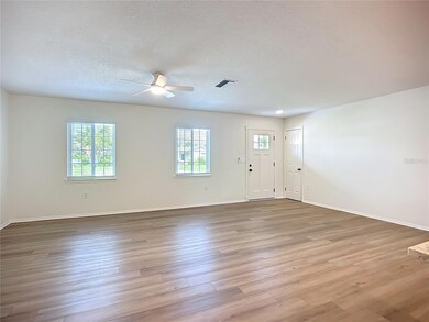 2809 Taunton Dr W, Bradenton, FL 34205 - photo 6