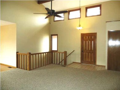 Large, airy Livingroom