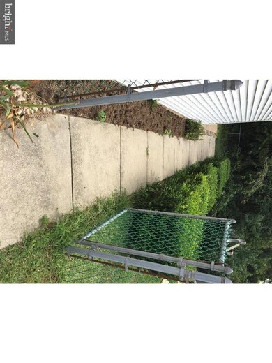 315 Ripka St unit H, Philadelphia, PA 19128 - photo 4