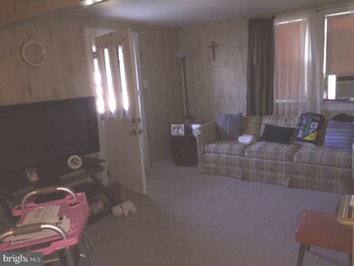 318 E Center Ave, Maple Shade, NJ 08052 - photo 6