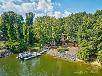 131 Whispering Pines Dr, Clover, SC 29710 - photo 3