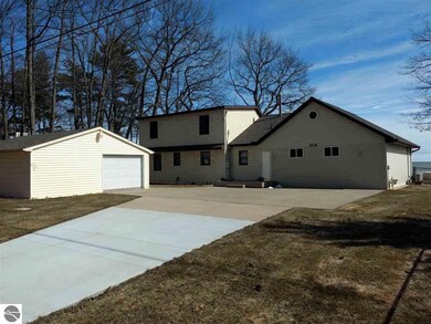 214 N Huron Rd, Au Gres, MI 48703 - photo 6